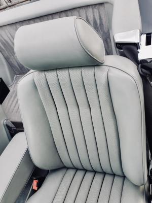 Mercedes-Benz 560 SL 1986 года  (NA)